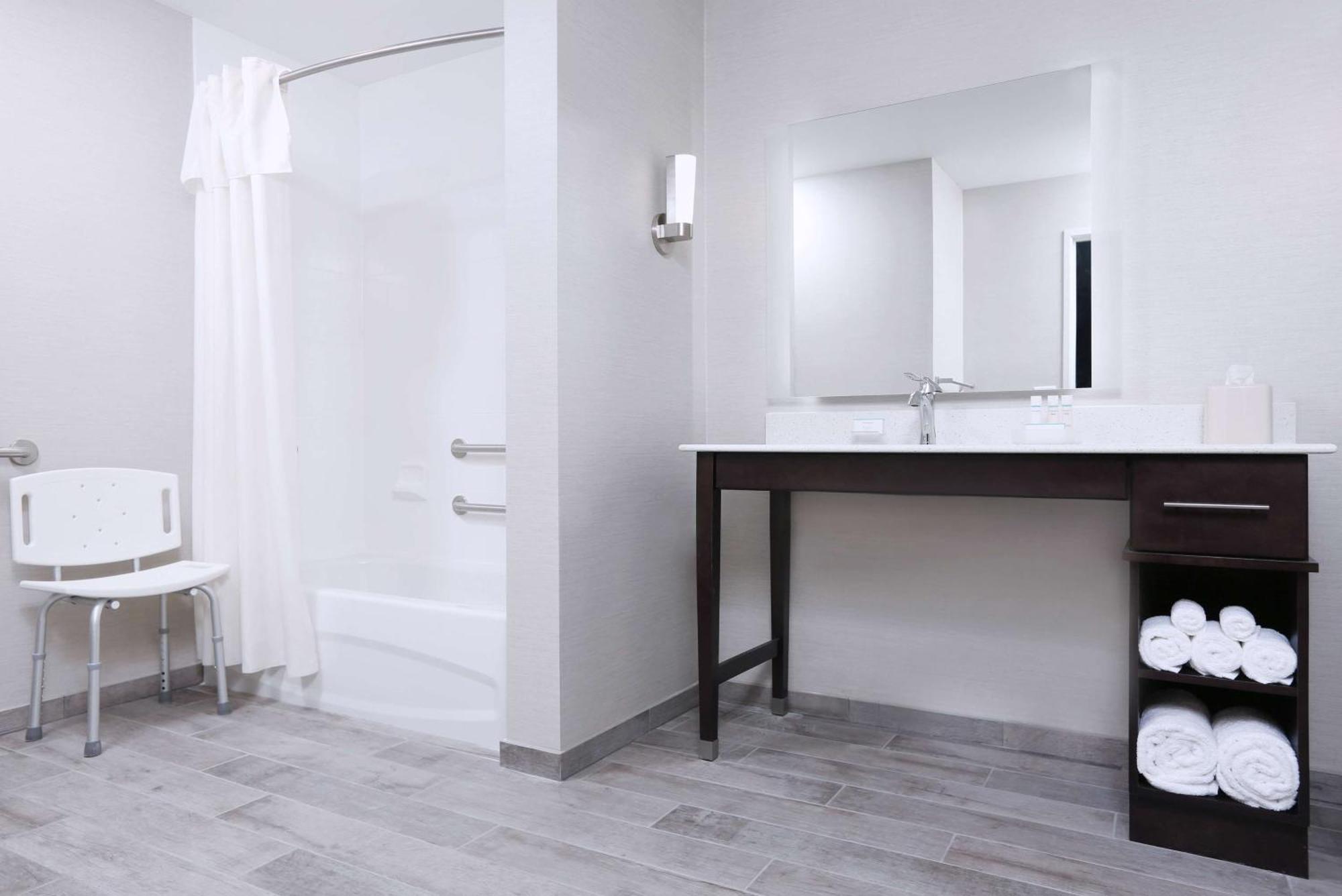 Homewood Suites By Hilton West Fargo/Sanford Medical Center מראה חיצוני תמונה