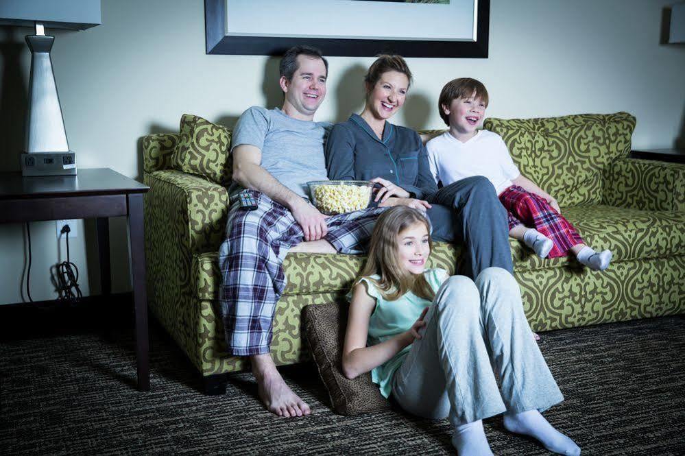 Homewood Suites By Hilton West Fargo/Sanford Medical Center מראה חיצוני תמונה