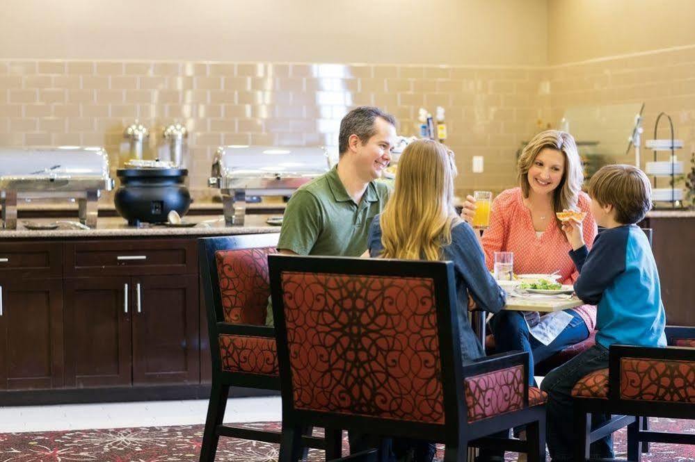 Homewood Suites By Hilton West Fargo/Sanford Medical Center מראה חיצוני תמונה